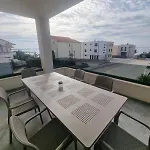 Beautiful New Palmtree Iv Apartment Vir