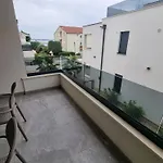Apartment Beautiful New Palmtree Iv *